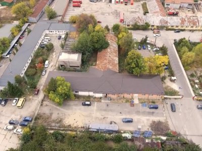 Clădiri industriale/birou + teren 4.287 mp, zona Vama Pitești-fostul Arpechim