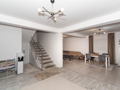 Casa 4 camere langa padure - mobilata si utilata complet -