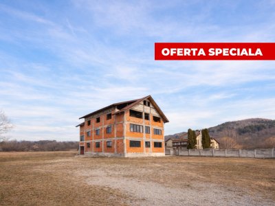 La 2 min de Campulung Muscel – 344 mp utili+ teren 4.563 mp -utilizare multiplă!