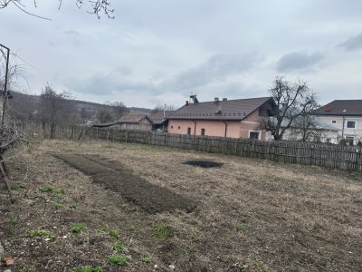 Teren intravilan 1 304 mp - Calinesti- Gorganu-Arges!