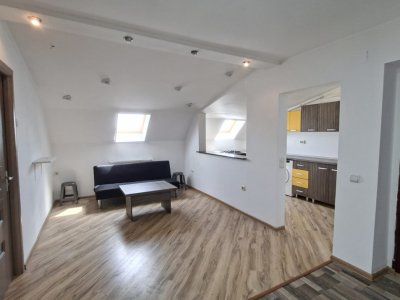 Apartament 3 camere Stefanesti - In Spate la Carrefour