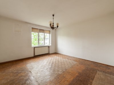 Apartament 2 camere et 3/4 Central, Pitesti