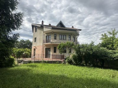 Casa in Valea Ursului + 1500 mp teren -jud. Arges