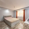 Casă renovată 2022, 3 camere, 1034 mp teren, încălzire în pardoseală thumb 2