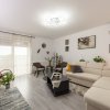 Apartament Modern - Stefanesti, Valea Mare-Podgoria! imaginea mica 3 Apartament Modern - Stefanesti, Valea Mare-Podgoria! thumb 3
