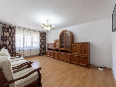 Apartament 2 camere etaj 1 Mioveni 