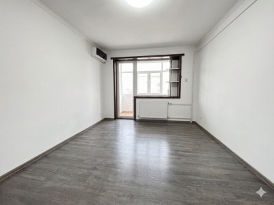 Apartament 2 camere semidecomandat/nemobilat - zona Gara Sud