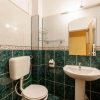 Dedeman-Big  3 camere parter inalt- bloc 2008 & parcare curte privata thumb 8