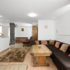 Casa de vacanta sau pensiune in Dâmbovicioara 5 camere, 5 bai, 6412 mp teren thumb 3