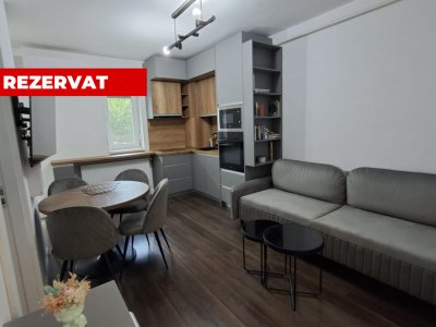 Studio modern bloc nou cu gradina proprie si loc de parcare