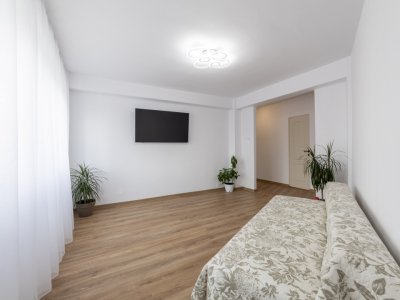 Apartament 3 camere decomandat | Cartier Banat | Str. Dr. Nicolae Crețulescu