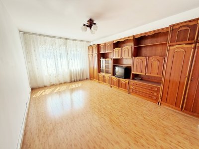 Apartament 3 camere decomandat + mansarda Curtea de Arges - Ivancea