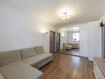 Apartament 2 camere, etaj 3, zona Traian