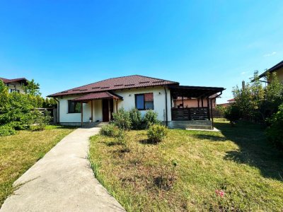 Inchiriere Casa pe parter 3 camere la 1,5 km de Lidl Trivale 