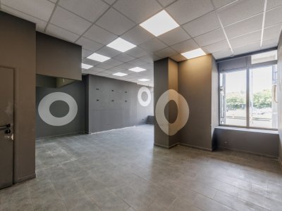 Spațiu Comercial 87 mp cu Vitrină și Trafic Intens – Calea București, Pitești