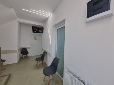 Valu lui Traian  - 3 cabinete medicale in cadrul clinicii de Stomatologie