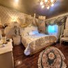 VILĂ DE VÂNZARE – Lazu – Locuință spațioasă P+1+Demisol 660 mp, 11 camere thumb 1