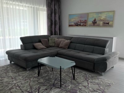 Apartament nou, 3 camere cu loc de parcare si curte  situat in Zona KM 4-5