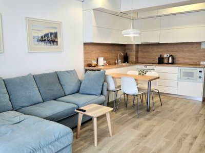 Priveliște spre mare, confort desăvârșit – apartament în Mamaia Nord