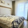 Priveliște spre mare, confort desăvârșit – apartament în Mamaia Nord thumb 13