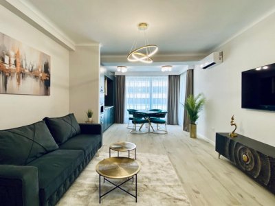 Apartament de închiriat – La intrare în stațiunea Mamaia, langa plaja