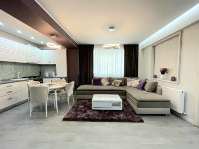 Apartament cu 2 camere + o cameră bonus – la doar 2 pași de plajă, Mamaia Nord