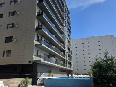 Mamaia Nord- Apartament de 2 camere cu balcon de 12,92 mp și acces la piscină