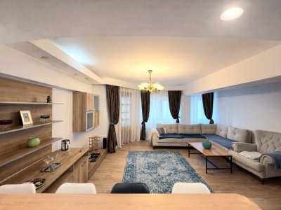 Apartament 3 camere situat în zona Peninsula – Cazino, mobilat și utilat complet