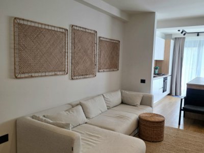 Apartament 3 camere în Mamaia-locuinta noua langa plaja