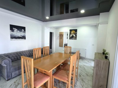 Apartament 3 camere, mobilat, situat in Zona Mamaia Nord
