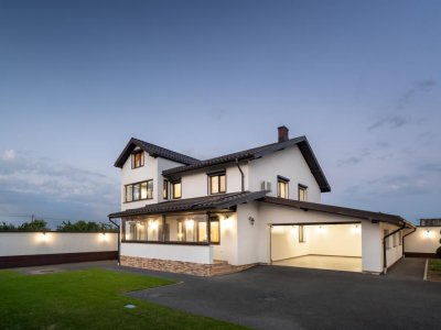 Casă premium de vânzare în Adunații Copăceni – 326 mp utili, 492 mp teren, garaj