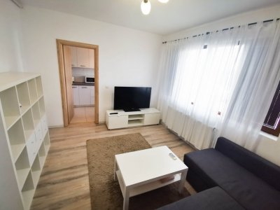 Apartament cochet 2 camere de inchiriat, Cartierul Solar, Bd. Metalurgiei