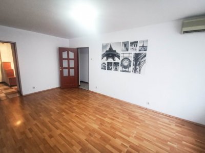 Ideal birouri: apartament 4 cam de inchiriat, nemobilat, metrou Iancului la 200m