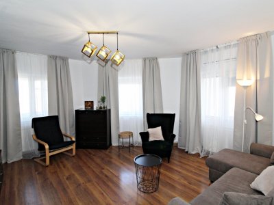 Apartament renovat zona ICIL – Bd. Ferdinand, vedere spre Port