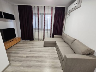 Apartament 2 camere de inchiriat, bloc cu lift, centrala proprie