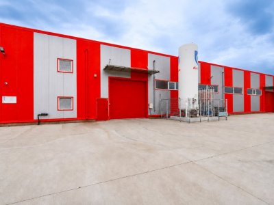 HALĂ MODERNĂ 837 MP - TEREN 4.236 MP - 90 kW – ISU - ACCES TIR