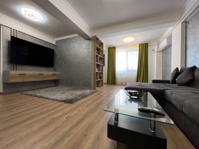 Constanta-Tomis Plus, apartament cu 3 camere modern mobilat