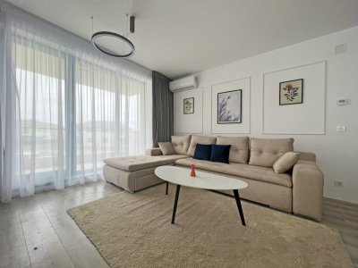 Apartament cu 3 camere in Constanta, Boreal Plus, la Cheie, decomandat