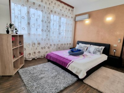 Reducere de pret! Apartament 3 camere decomandat, Mamaia Nord, suprafata 129 MP