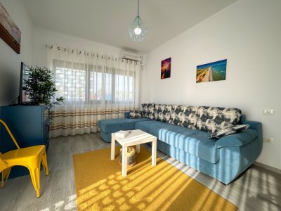 Apartament cu 2 camere in  Mamaia Nord  - Prima linie la mare 
