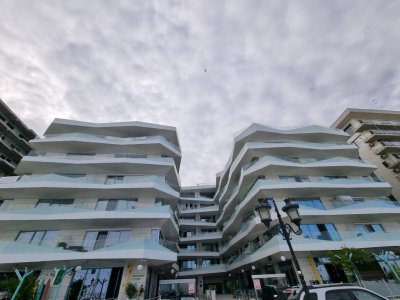 Apartament 2 camere decomandat, Mamaia Nord, prima linie la mare