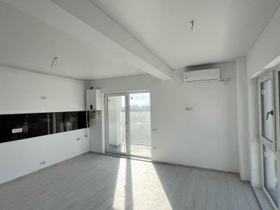 Apartament cu o camera, foarte luminos zona LIDL Mamaia, pozitionat pe SUD