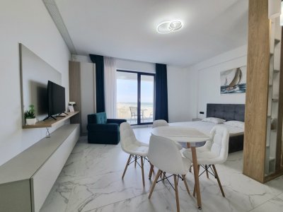 Studio in prima linie la mare, Sea On, Mamaia Nord, vedere catre mare