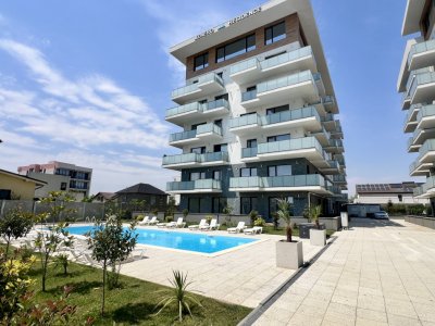 Apartament 2 camere decomandat cu bucatarie inchisa, luminos cu terasa Imensa