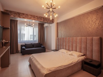  Apartament 2 camere - Mamaia Nord – vedere laterală la mare, mobilat