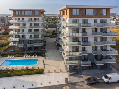 Apartamen cu acces DIRECT la PISCINA, curte proprie+parcare subterana inclusa!
