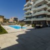 Apartamen cu acces DIRECT la PISCINA, curte proprie+parcare subterana inclusa! thumb 34