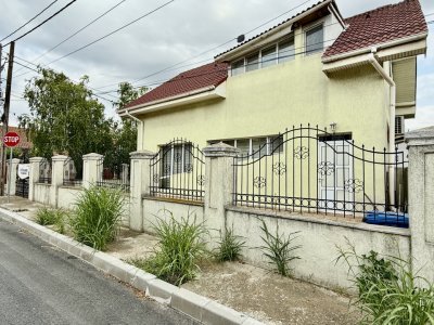 Vila P+M Ovidiu Sud cu deschidere pe colț ,aproape de lacul Siutghiol