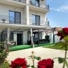 Mamaia-Sat, Vila Tip pensiune modernă, mobilata si utilata complet, 15 camere  thumb 53
