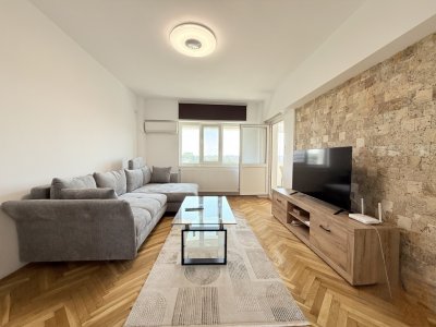 Apartament 4 camere de inchiriat in Tomis 2